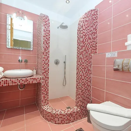 Asterolithos Fira (Santorini)