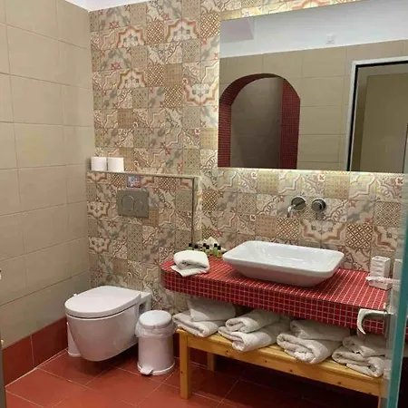 Apartment Asterolithos Fira (Santorini)