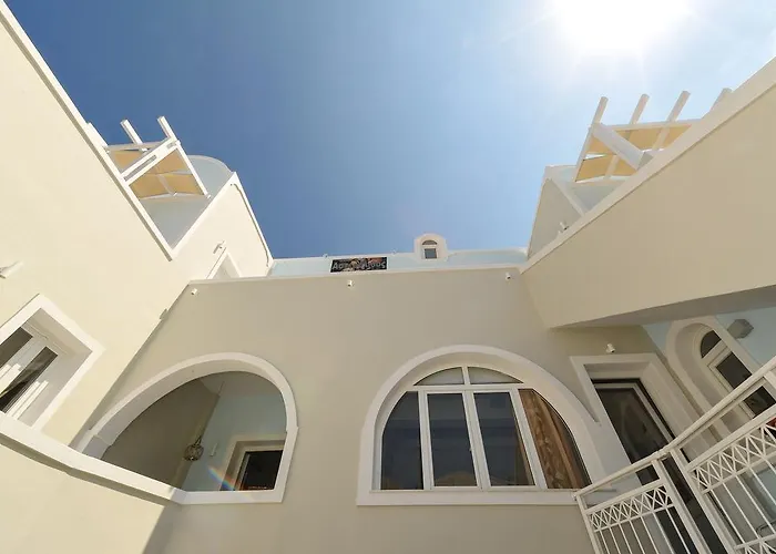 Asterolithos Apartment Fira (Santorini)