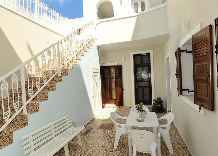 Asterolithos Apartment *