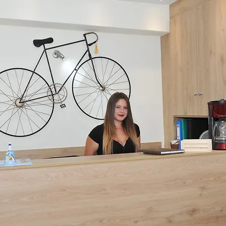 أستيروليثوس شقة