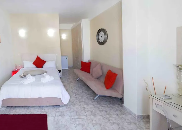 Asterolithos * Fira (Santorini)